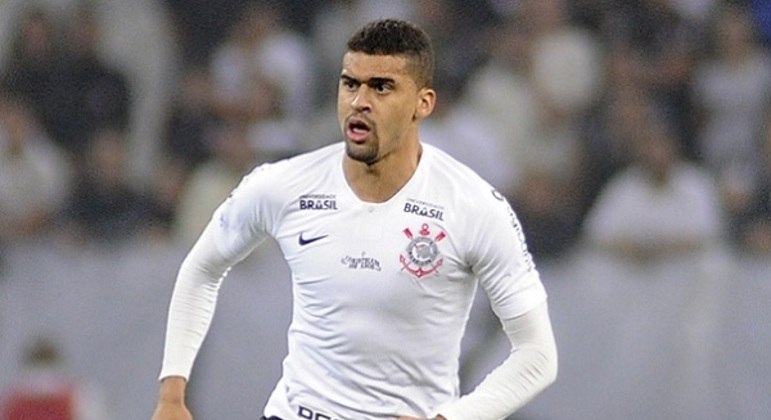 23° lugar: Léo Santos (zagueiro - 23 anos - Corinthians): queda de 2 milhões de euros (R$ 12,9 milhões) / valor de mercado atual: 1,5 milhão de euros (R$ 9,7 milhões)