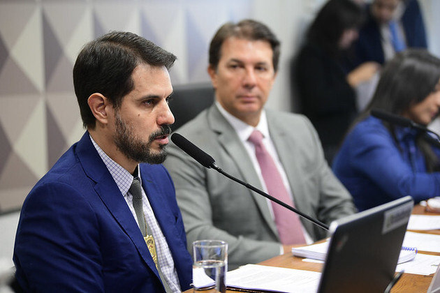 Leonardo de Castro na CPMI