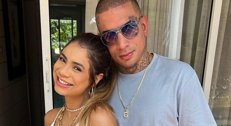 Após volta com MC Guimê, 
Lexa brinca que 'quando o mel é bom a abelha sempre volta'