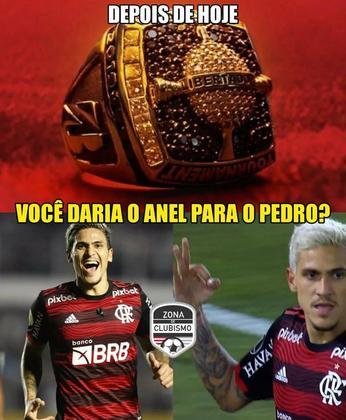 Libertadores: Flamengo vence o Vélez, garante vaga na decisão contra o Athletico e rubro-negros fazem memes nas redes sociais.