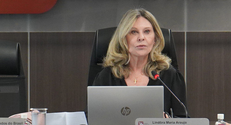 Vice-procuradora-geral da República, Lindôra Araújo