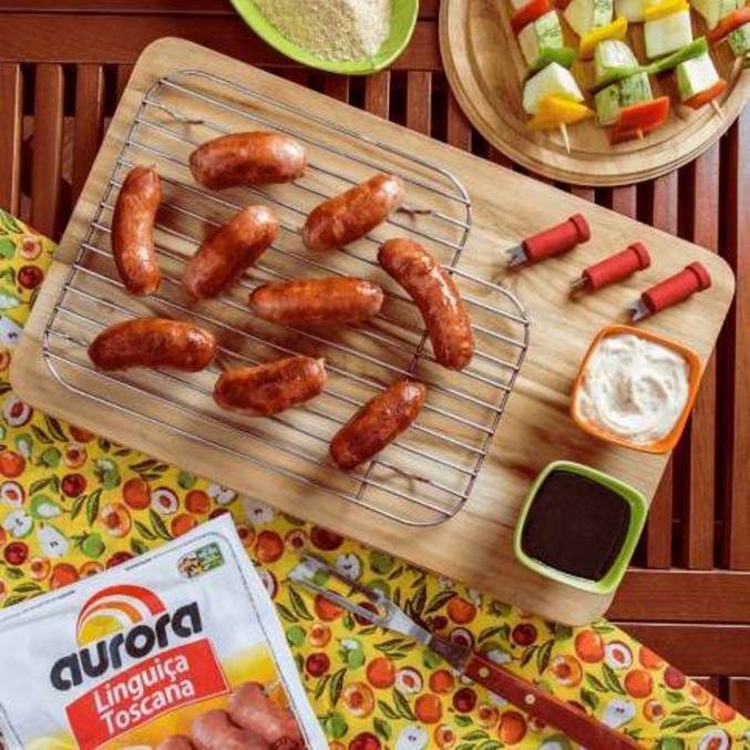 Linguiça Toscana Grelhada com Dips de Cachaça e Balsâmico Picante da Aurora
