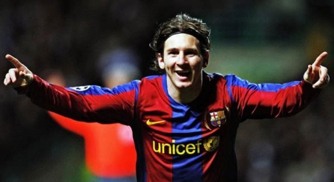 Messi assinou contrato com o PSG até seus 36 anos