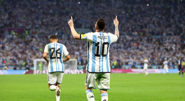 Messi inicia contagem regressiva para se despedir da Copa do Mundo em  grande estilo - Copa - Jornal VS