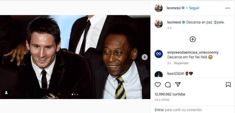 Lionel Messi também homenageou Pelé de forma bem objetiva, com algumas fotos de encontros entre os craques. 