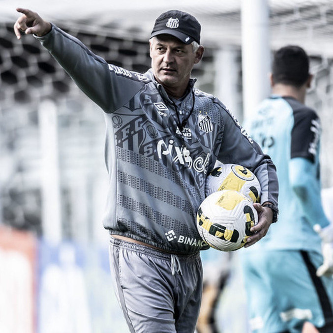 Técnico Lisca é admirador do trabalho de Fernando Diniz, ex-treinador do Santos