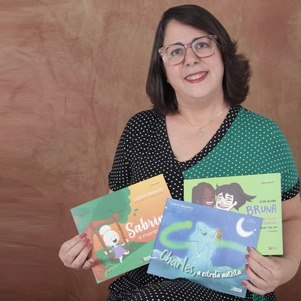 Livro de estreia de Celina na literatura infantil foi “Bruna, uma amiga Down mais que especial”