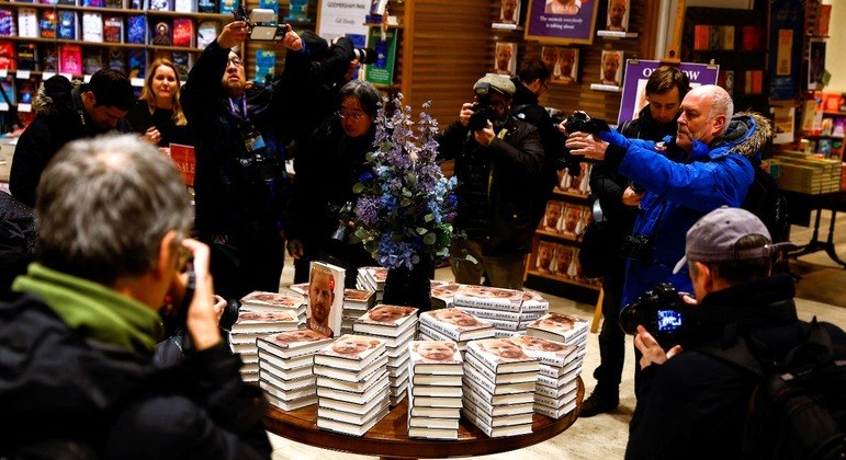 Livro de Harry só perdeu em vendas de lançamento para Harry Potter