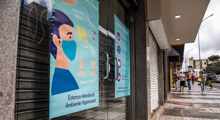 Prefeitura de Curitiba decreta lockdown por 9 dias para frear avanço da covid-19