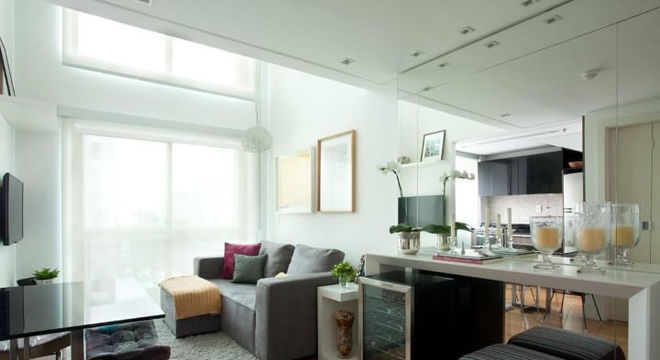 Loft com salas integradas Projeto de Liliana Zenaro