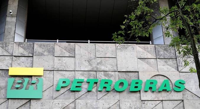 Petrobras não descarta importar diesel da Rússia em caso de escassez do combustível