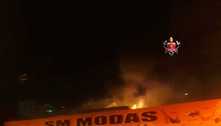 Incêndio destrói loja de roupas em Ceilândia, no Distrito Federal