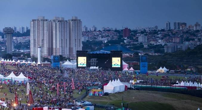 O Lollapalooza foi adiado três vezes