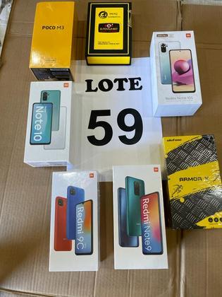 No lote 59, são dez celulares e um kit eletrônico de ferramentas. O conjunto tem valor inicial de R$ 2.500