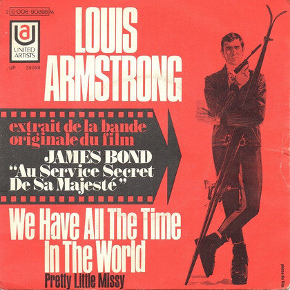 We Have All the Time in the World — Louis ArmstrongA música foi um enorme sucesso na década de 1990, mas foi lançada ainda em 1969 como tema do filme 007 — A Serviço Secreto de Sua Majestade. Apesar do grande holofote, ela passou batida na época. Em 1994, o hit foi utilizado como trilha de um comercial e alcançou posições altas nas paradas