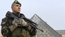 Museu do Louvre, em Paris, é esvaziado e fecha as portas após ameaça terrorista