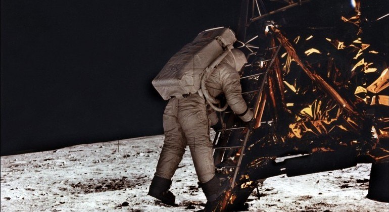 Foto tirada durante a missão Apollo 11, a primeira a pousar na Lua, em 1969
