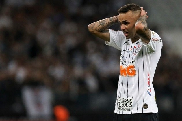 Luan - Clube: Corinthians - Posição: meia - Idade: 28 anos Jogos no Brasileirão 2021: 7 - Situação no clube: concorrência na posição e má fase.