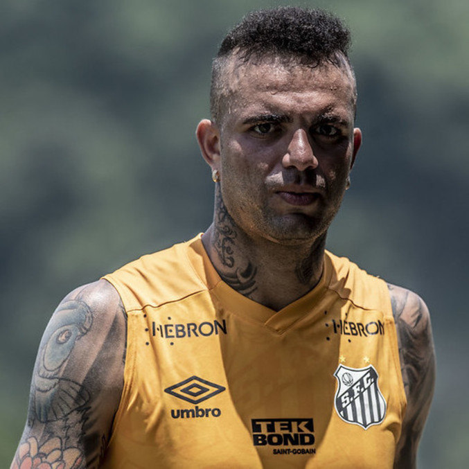 Luan foi anunciado no Santos em 5 de agosto por empréstimo junto ao Corinthians