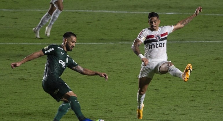 Palmeiras e Bragantino empatam (1-1) em duelo de treinadores