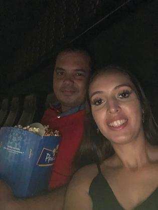 Victor teria matado a esposa com um tiro na cabeça enquanto ela dormia e, na sequência, tirou a própria vida. Segundo a polícia, o casal estava em processo de divórcio e já nem dormia no mesmo quarto