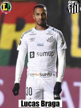 Lucas Braga - 5,0 - Não conseguiu levar perigo ao gol de Cássio. 