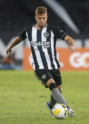 Lucas Fernandes é um dos destaques do Botafogo na temporada