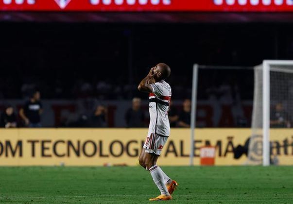 Lucas Moura teve o nome gritado pelos mais de 60 mil torcedores presentes no Morumbi