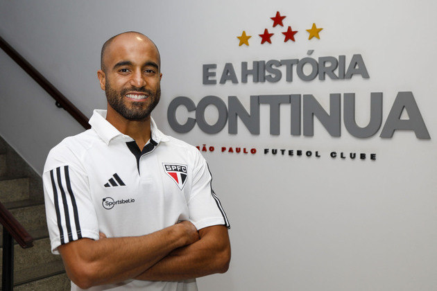 Lucas Moura voltou ao São Paulo