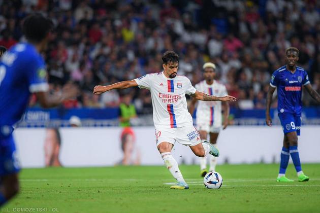 Lucas Paquetá: Camisa 10 do Lyon foi titular na goleada sobre o Troyes, que teve brilho do brasileiro Tetê, e participou de um dos gols do time de Peter Bosz.