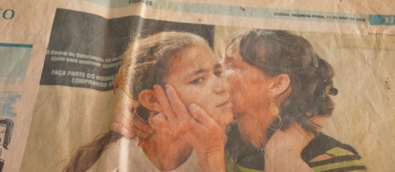 Lucélia com a mãe, Joana, na época do crime
 (Reprodução)