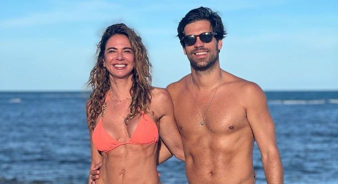 Luciana Gimenez aparece com o namorado em viagem para Bahia