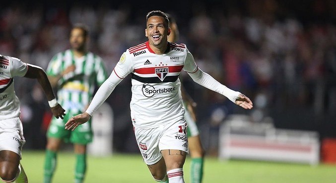 Luciano em partida pelo Campeonato Brasileiro 2021