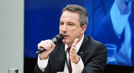 Na imagem, delegado Luciano Leiro
