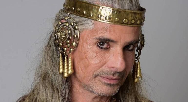 Luciér (Sergio Dias Maciel) se vingou dos sobrinhos e foi morto pelo neto em Reis