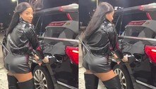 Ao som de Beyoncé, Ludmilla faz charme enquanto abastece carro em Miami