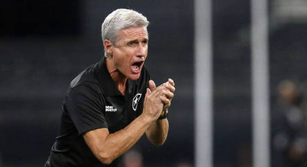 Luís Castro, técnico do Botafogo