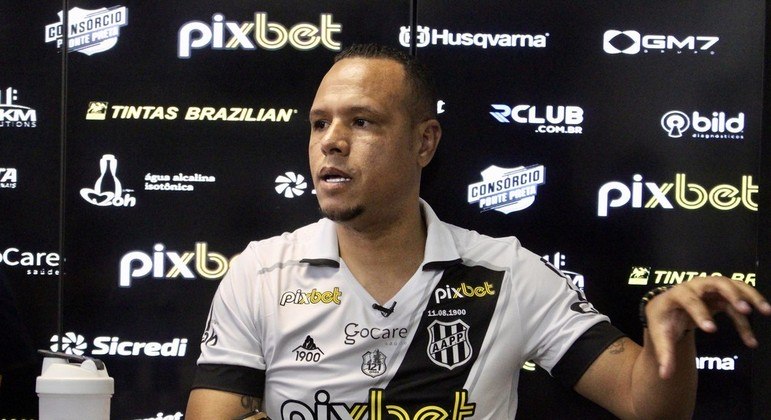 Luis Fabiano é coordenador de futebol da Ponte desde dezembro de 2021