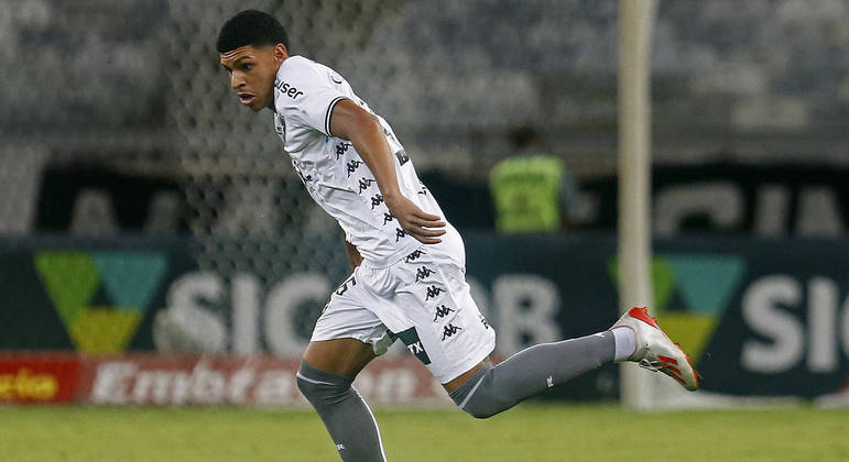 Luís Henrique foi revelado pelo Botafogo e vendido em 2020