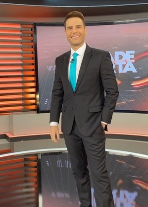 Luiz Bacci apresenta o "Cidade Alerta"