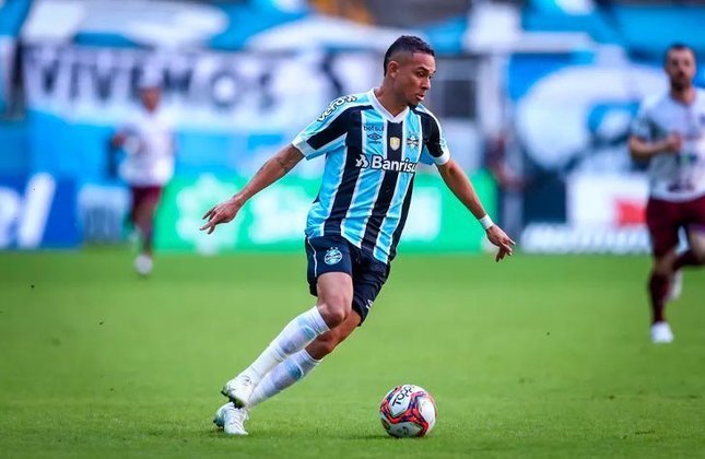 Luiz Fernando - Atacante - 25 anos - Emprestado pelo Botafogo ao Grêmio até 31/12/2021