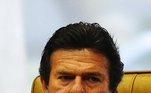 Luiz Fux é outro que foi indicado no governo PT, mas pela ex-presidente Dilma, em 2011. Ele assumiu após ser aprovado pelo Senado com 68 votos a 2. Já foi promotor, desembargador, ministro do STJ (Superior Tribunal de Justiça) e TSE (Tribunal Superior Eleitoral). 