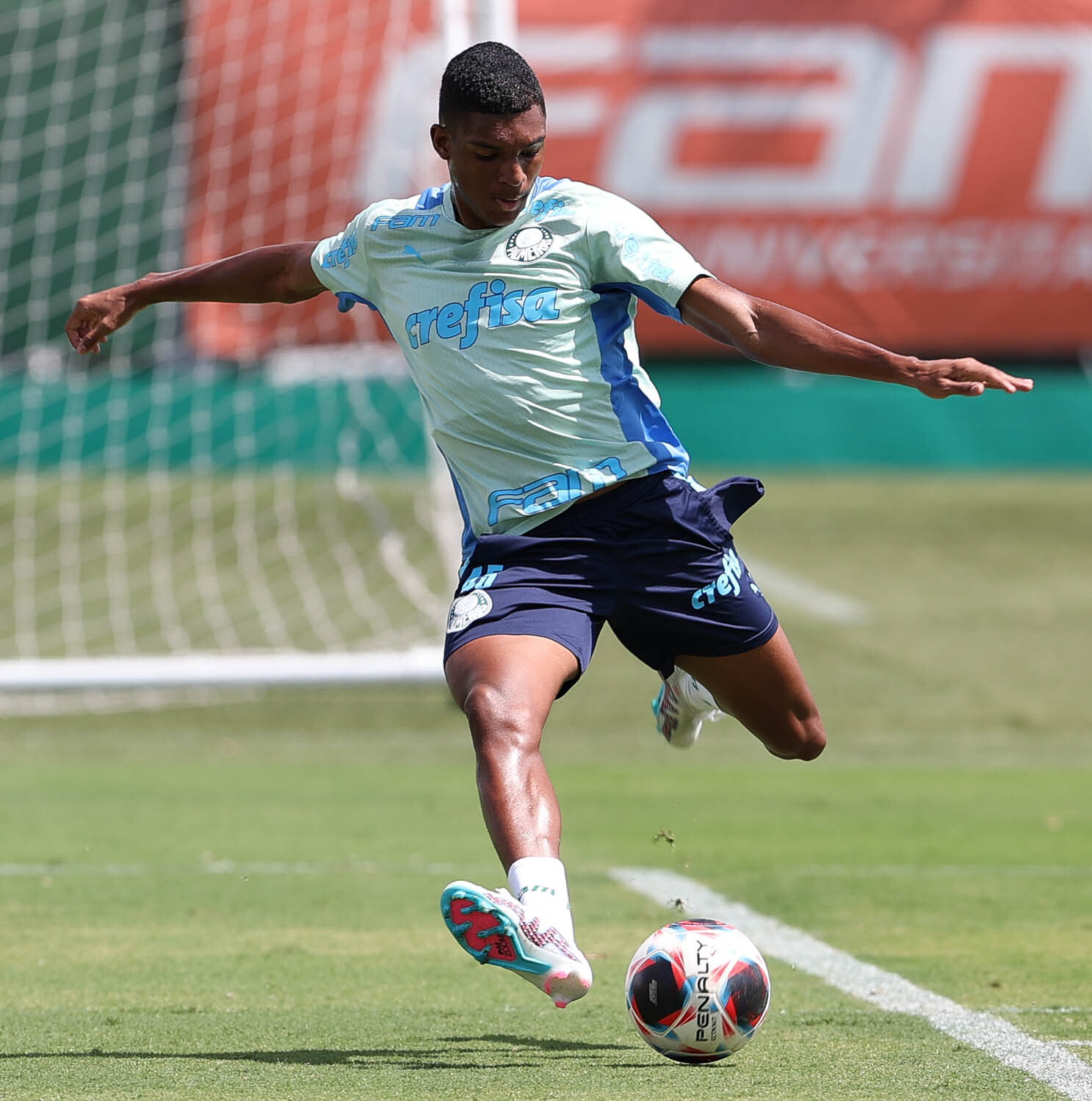 Crias da base ganham espaço com Abel Ferreira no Palmeiras