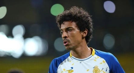 Luiz Gustavo está livre no mercado desde junho, quando deixou o Al Nassr