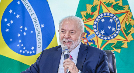 'Se der para fazer superávit zero, ótimo, se não der, ótimo também', afirma Lula
