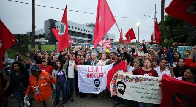 Lula passou os últimos 19 meses em carceragem da PF em Curitiba
