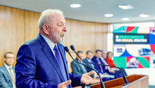 Lula fala em regulação das plataformas e Janja anuncia que vai processar rede social após ataque