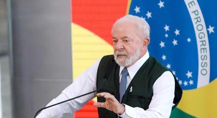 Lula deve discutir ampliação do Brics