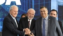 Lula dá posse a Ricardo Lewandowski como ministro da Justiça e Segurança Pública 