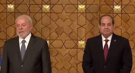 Lula e Abdel Fattah Al-Sisi se reúnem em Cairo